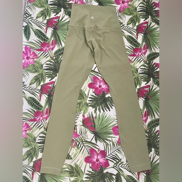 Lululemon Align Yoga Pants - Picture 4 of 6